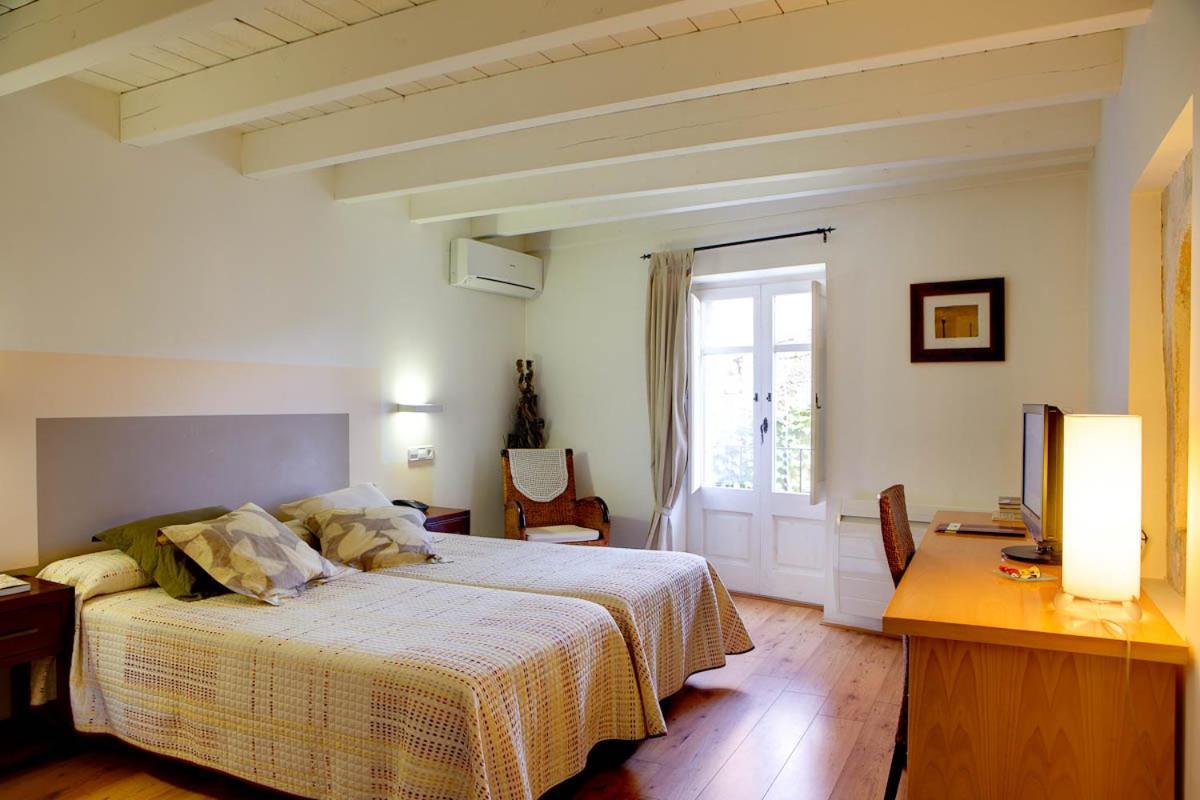 Hotel La Freixera Сольсона Экстерьер фото