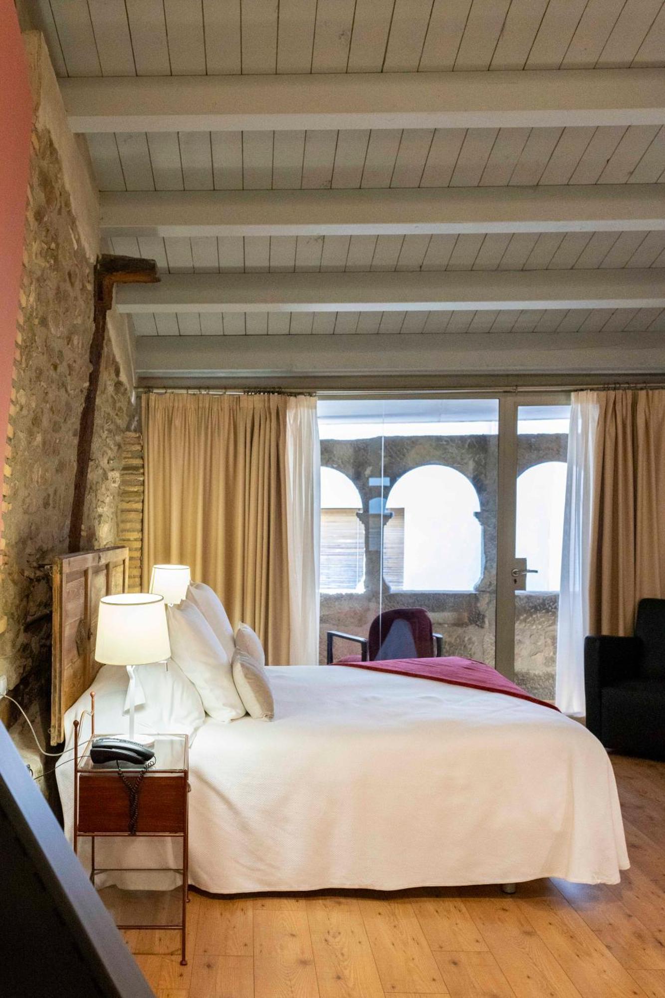 Hotel La Freixera Сольсона Экстерьер фото