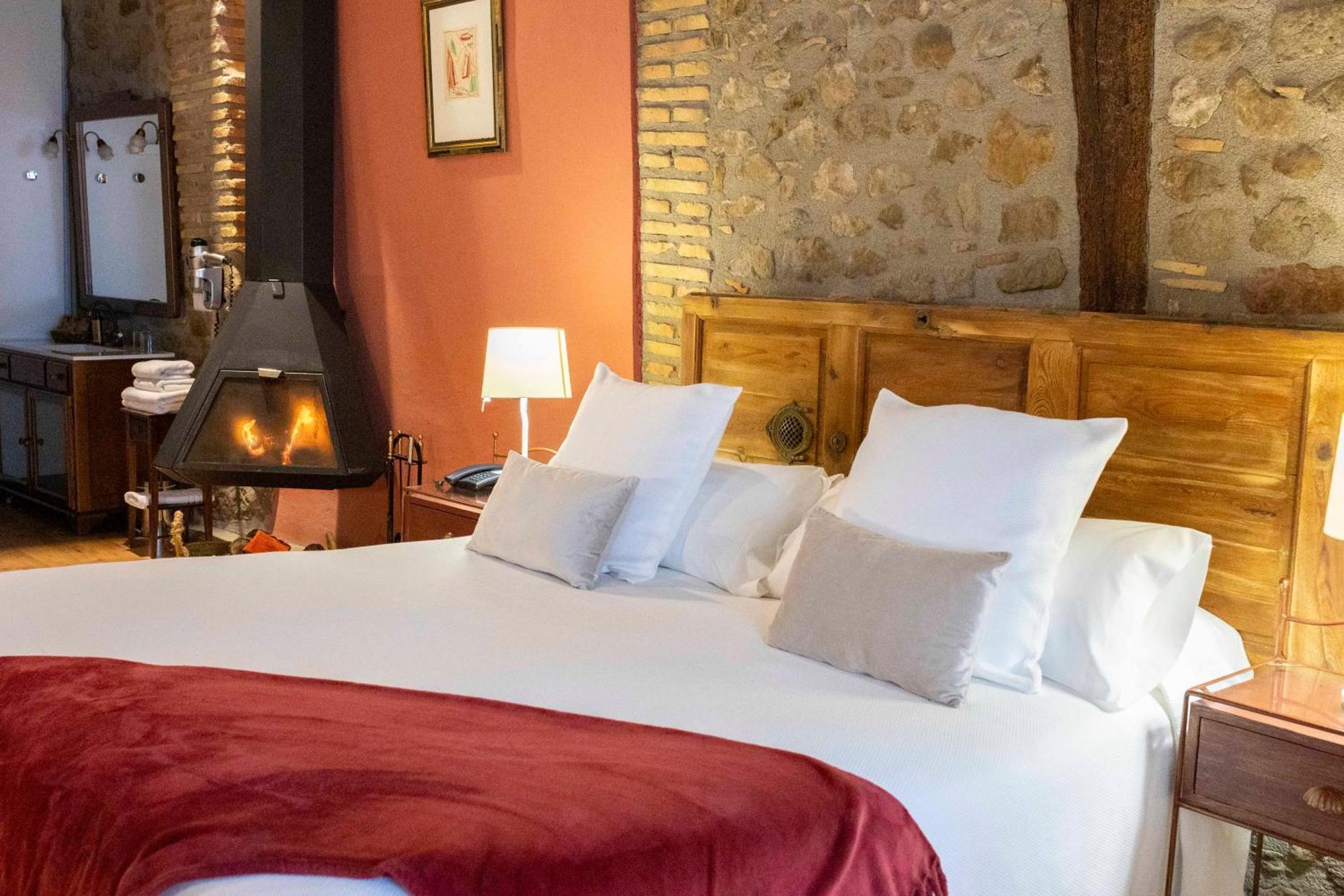Hotel La Freixera Сольсона Экстерьер фото