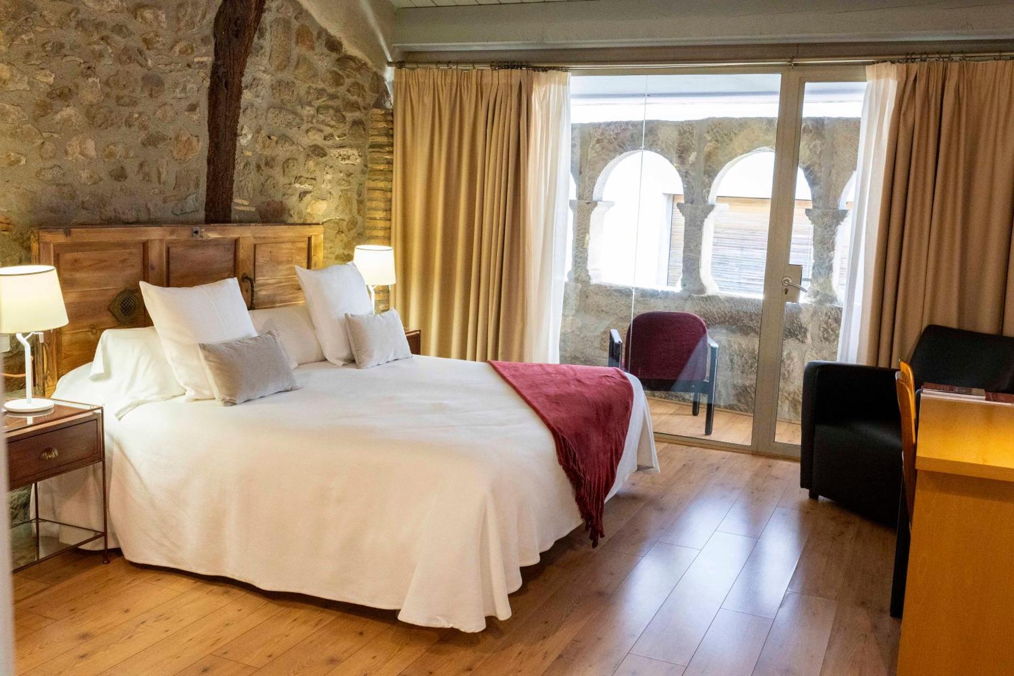 Hotel La Freixera Сольсона Экстерьер фото