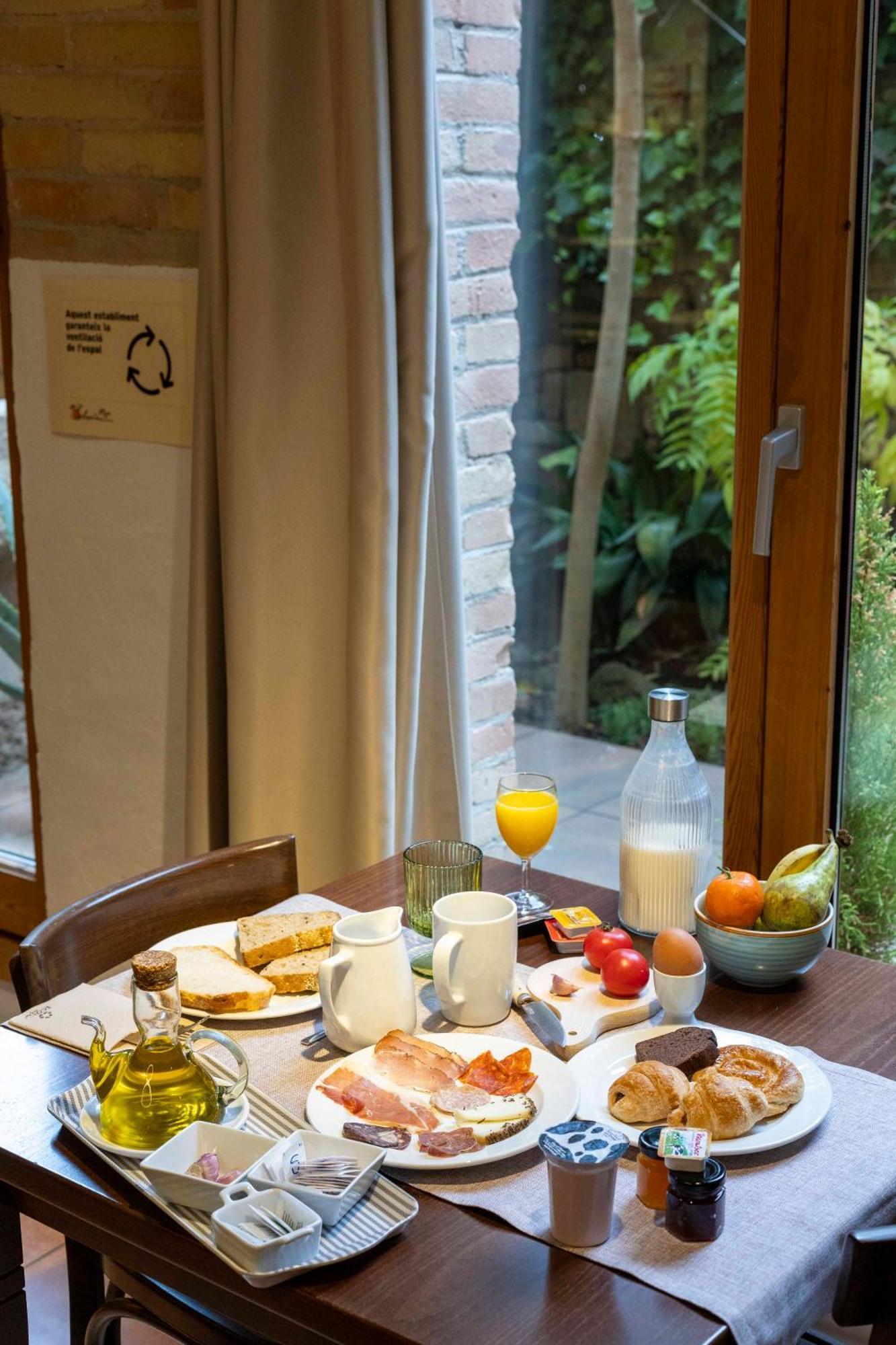 Hotel La Freixera Сольсона Экстерьер фото